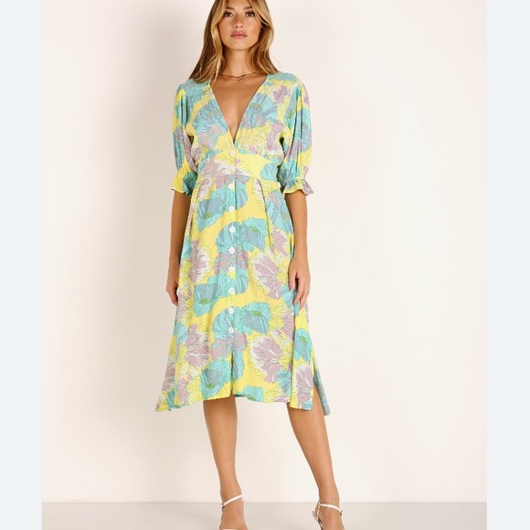 Faithfull the Brand Dresses & Skirts - Faithfull The Brand Rafa Midi Dress Lera Floral